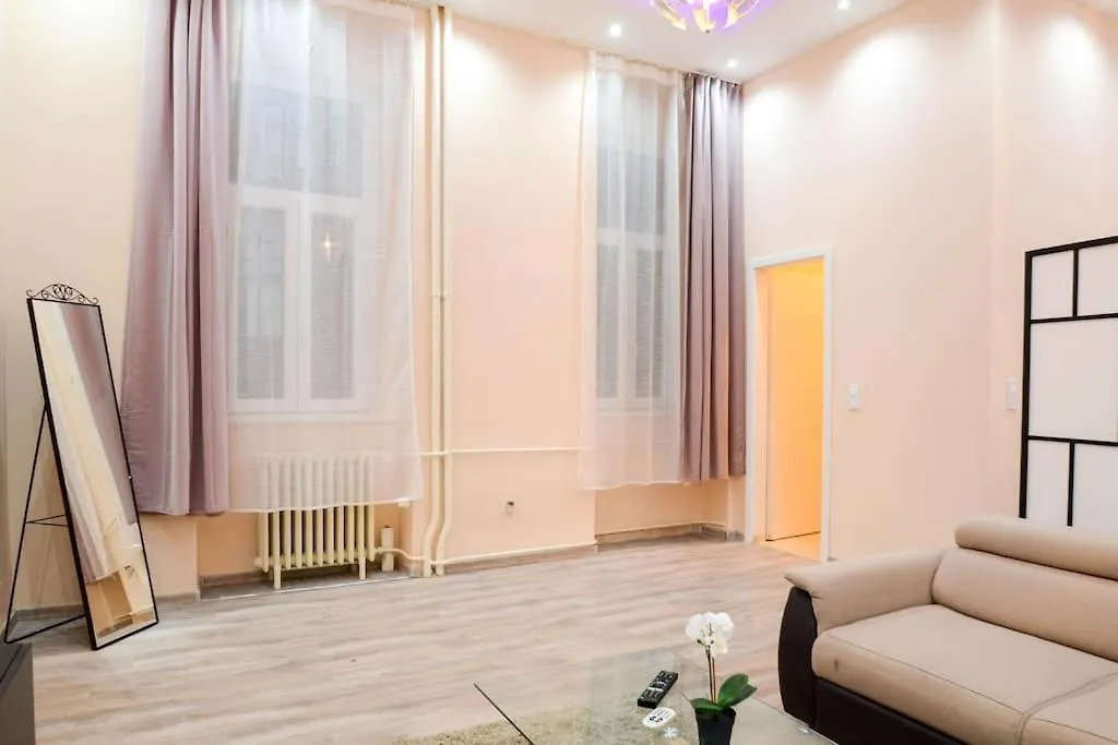 Apartment Cute Romance Central At Anker Koez Budapest
